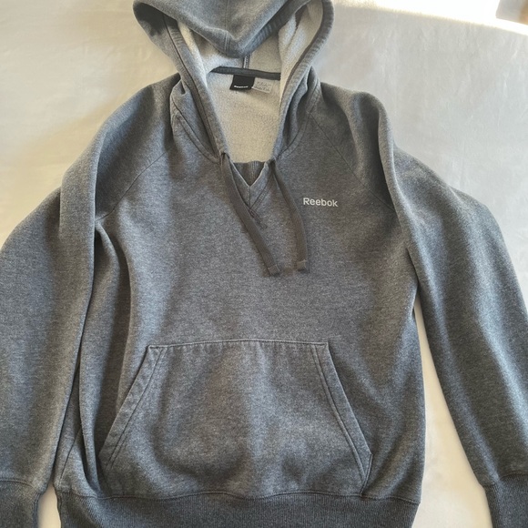 Reebok hooded sweatshirt - Picture 6 of 6